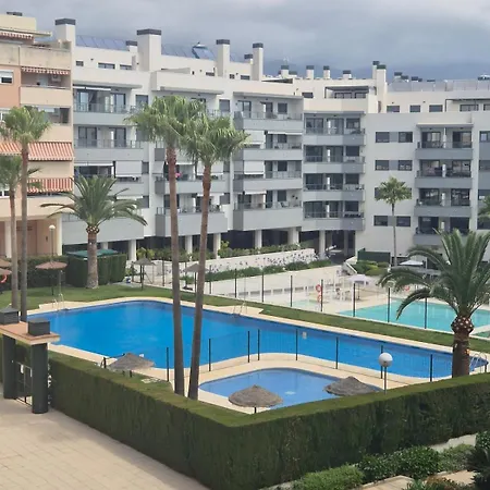 Family, Pool, Park And Ev Apartamento *